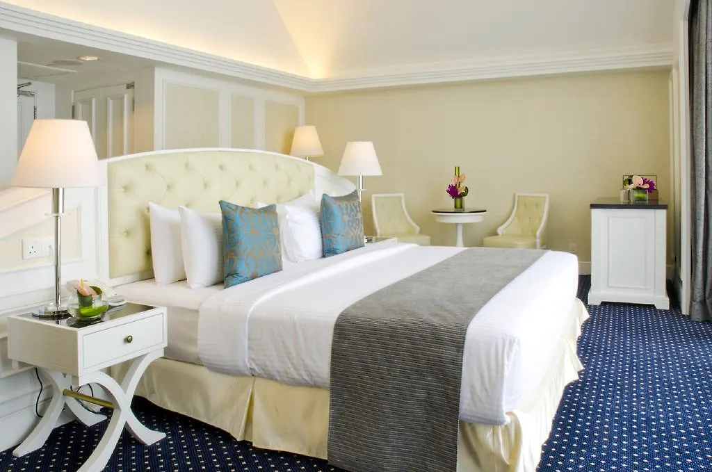 Отель Royale Chulan Penang Джорджтаун